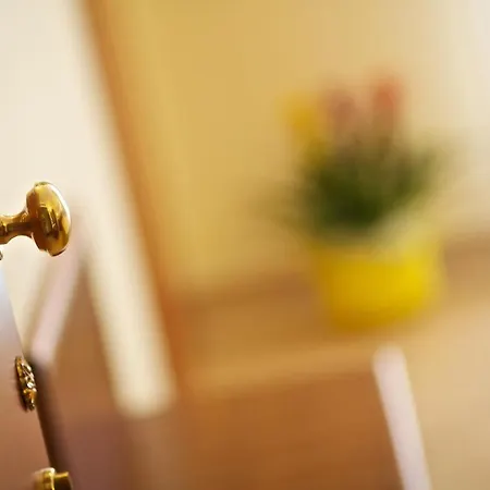 ホテル Lo Scacciapensieri & Restaurant 4*