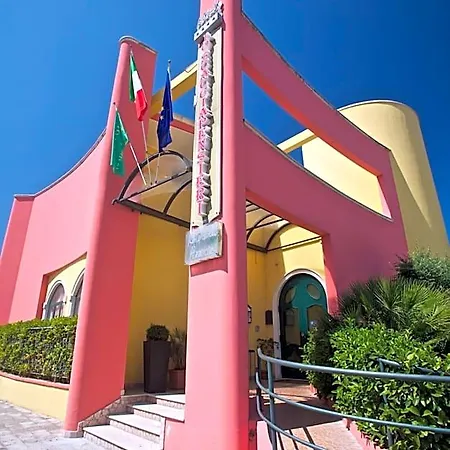 Lo Scacciapensieri & Restaurant