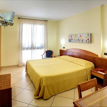 Hotel Lo Scacciapensieri & Restaurant Monteroni di Lecce