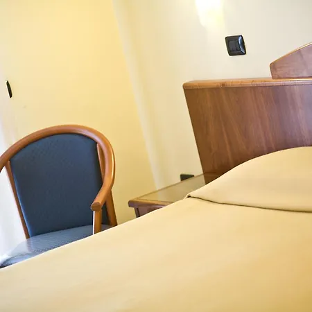 Lo Scacciapensieri & Restaurant Hotel Monteroni di Lecce