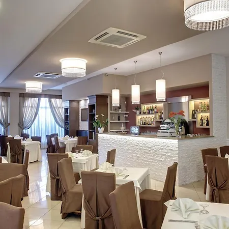 Lo Scacciapensieri & Restaurant Hotel