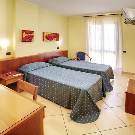 Lo Scacciapensieri & Restaurant Hotel 4*